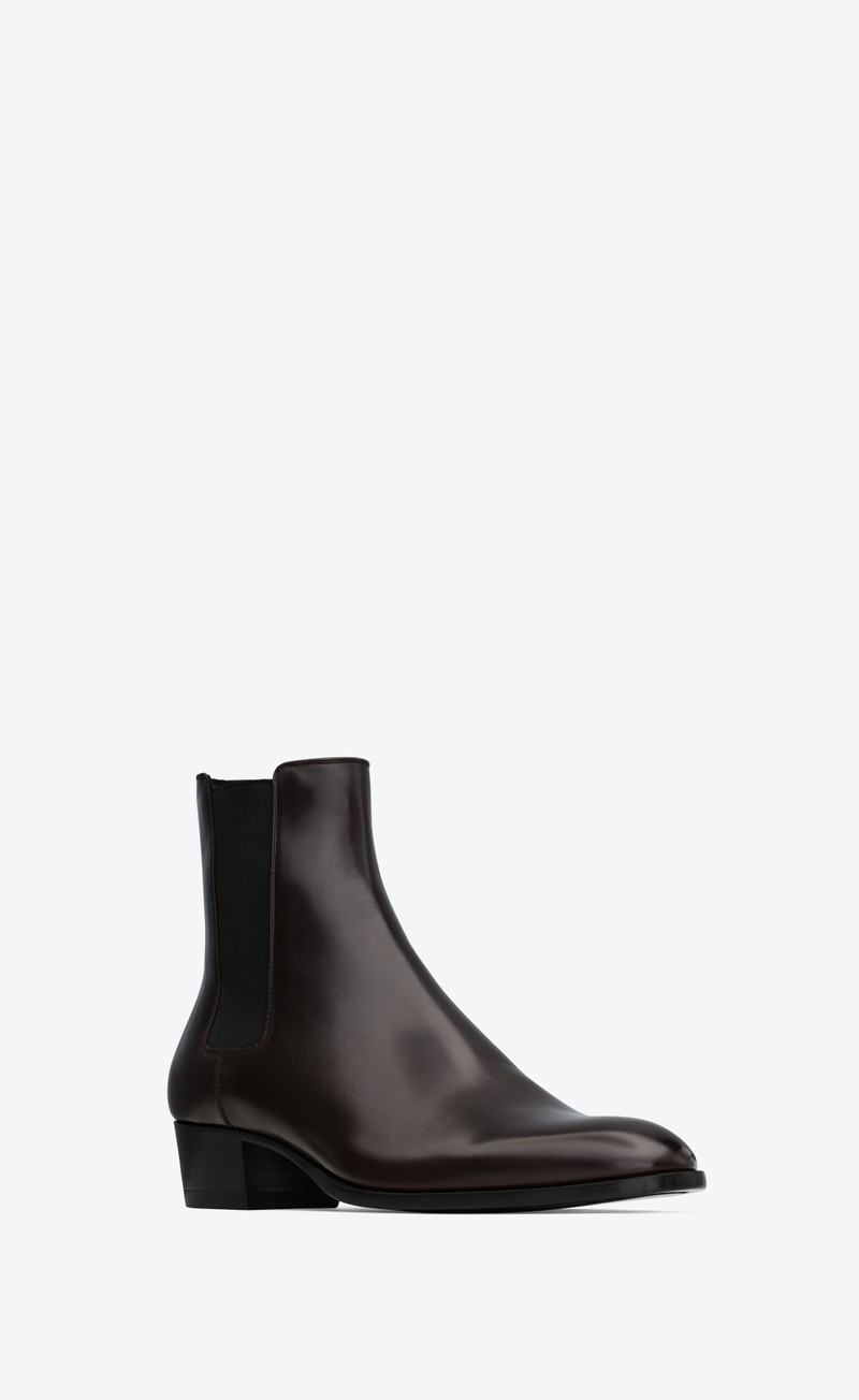 wyatt chelsea boots in smooth leather 3