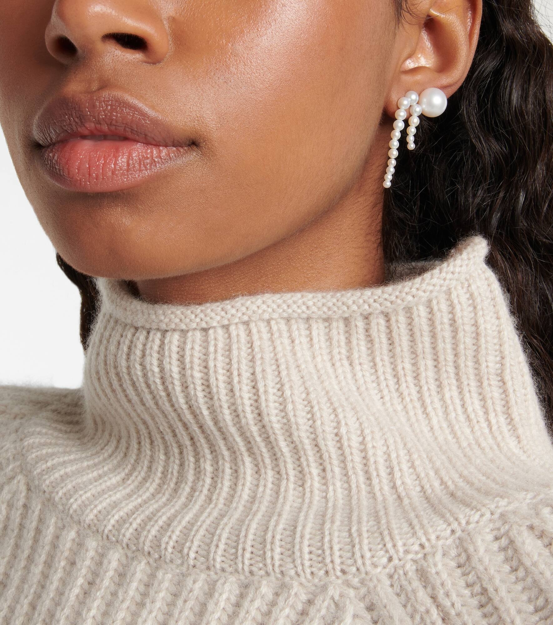 Petite Perle Nuit 14Kt gold and pearl earrings - 5