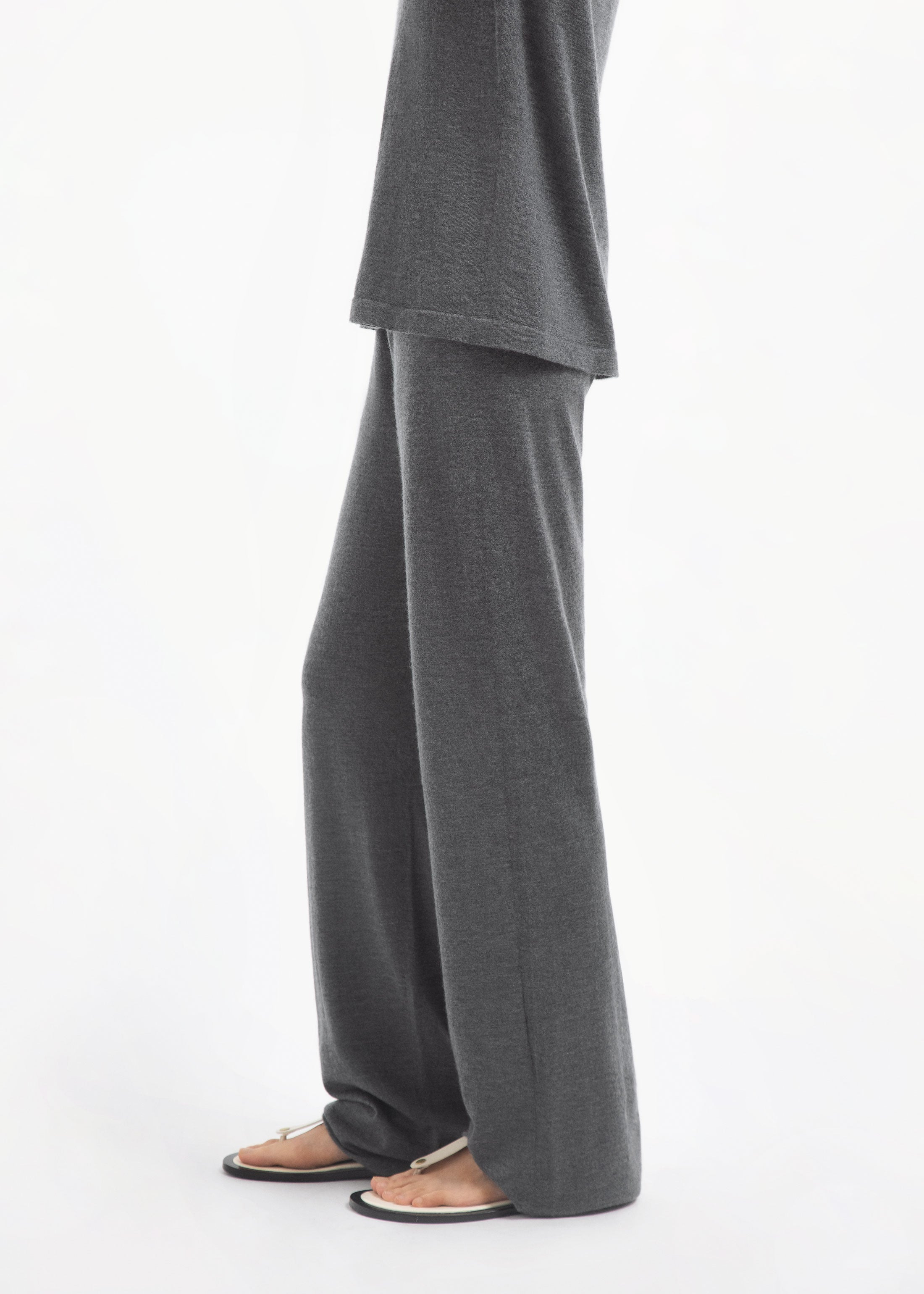 Pull Up Pant in Fine Cashmere - 3