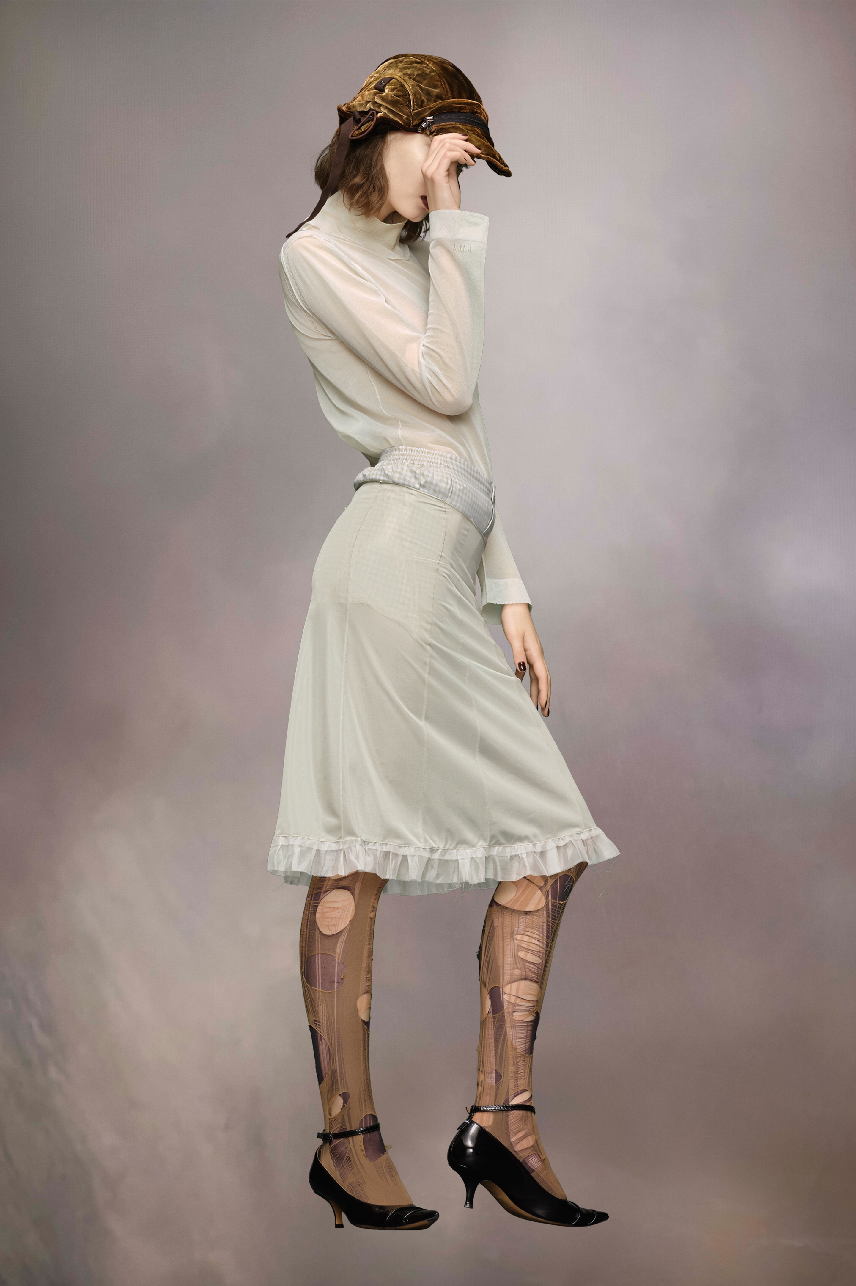 Anonymity of the lining skirt - 4