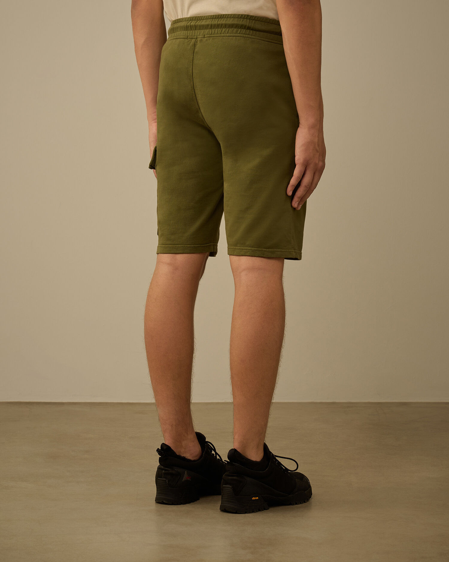 Light Fleece Lens Shorts - 4