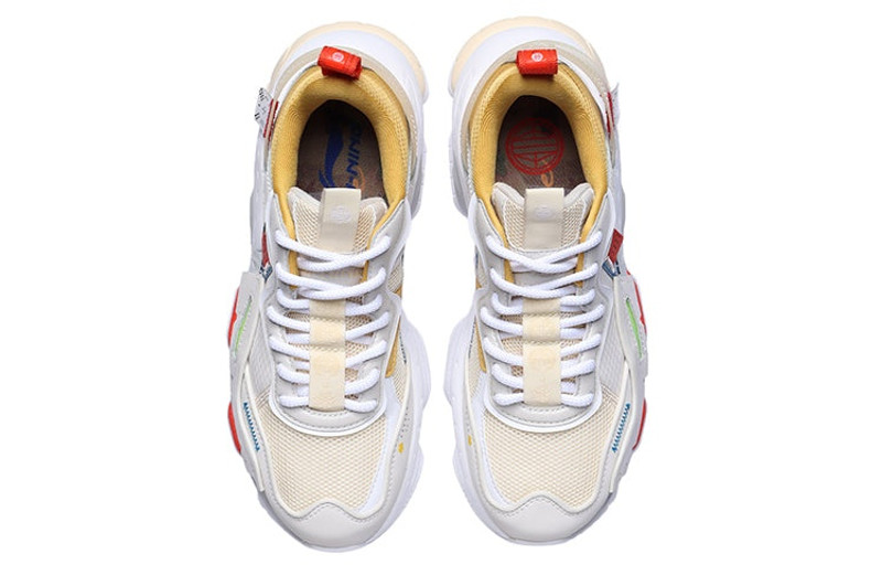 Li-Ning (WMNS) Li-Ning Countflow HuangChengYanYun 'Creamwhite Yellow' AGLR118-1 outlook