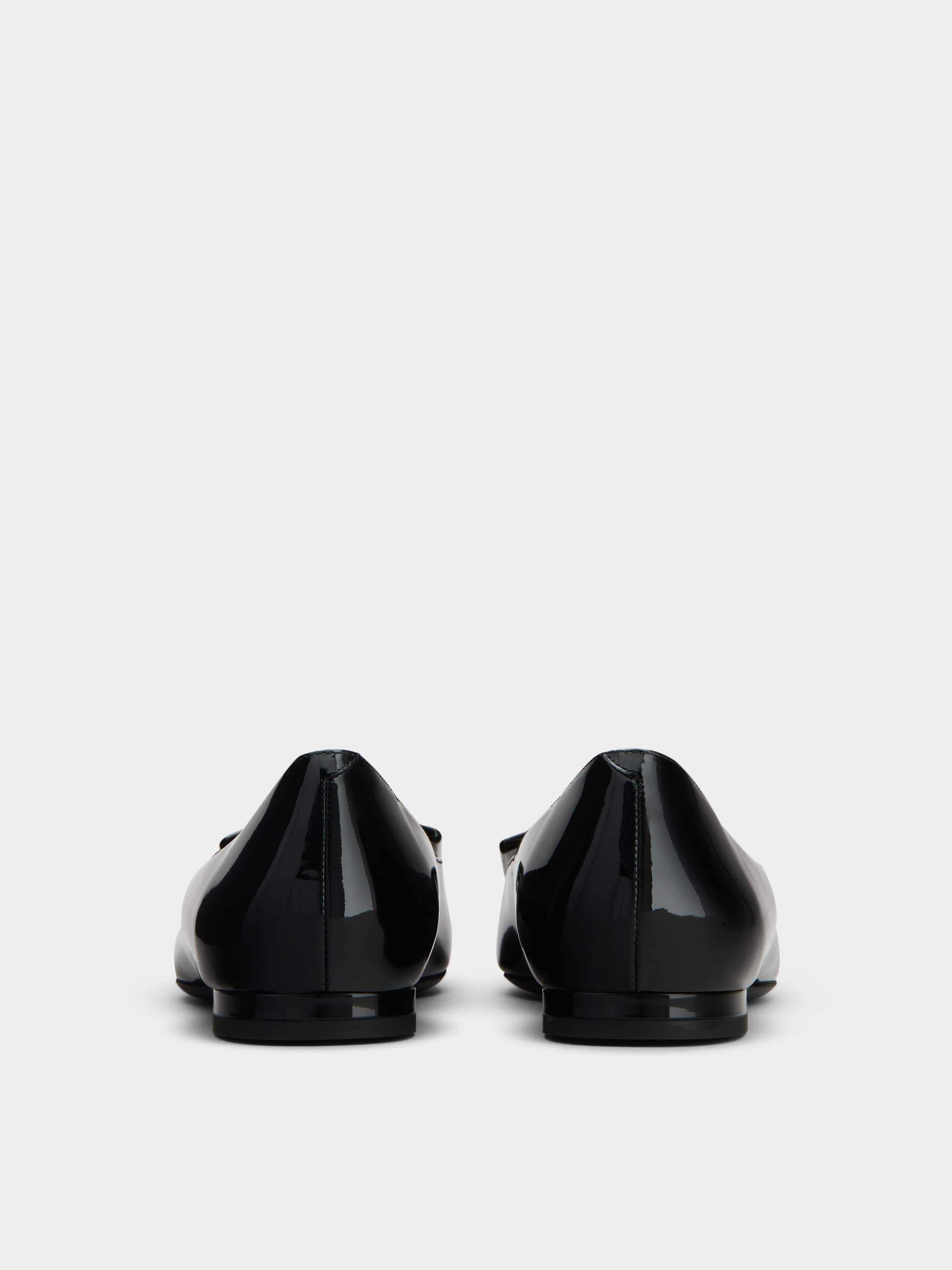 Gommettine Lacquered Buckle Ballerinas in Patent Leather - 5