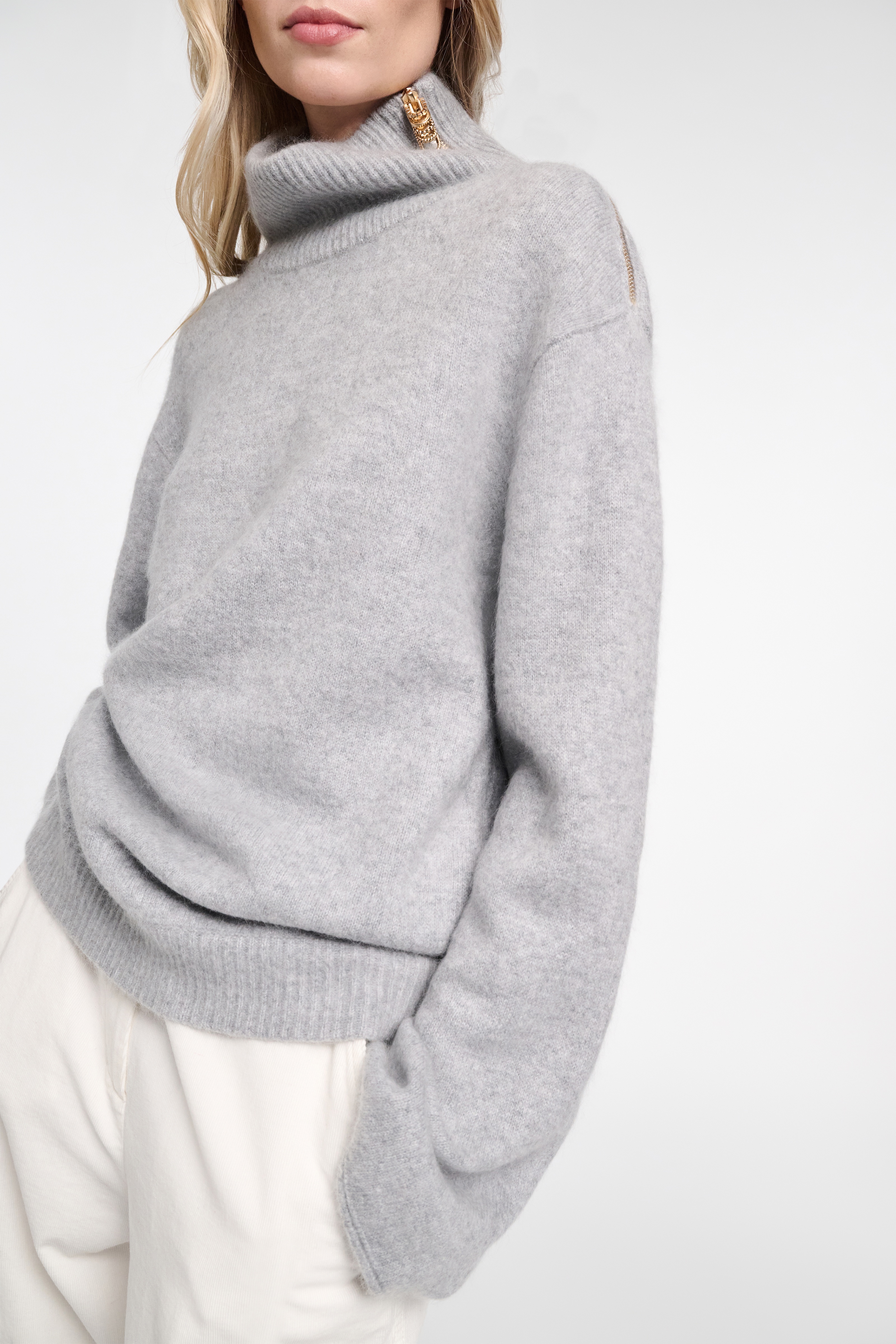 FLUFFY STATEMENTS pullover - 5