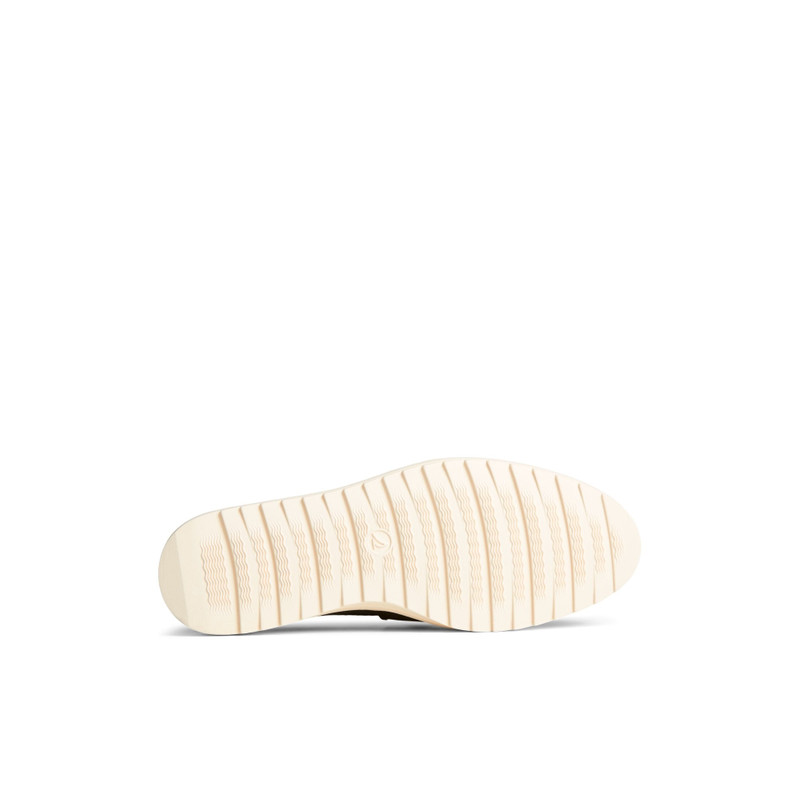Cruise Plushwave Sneaker 6