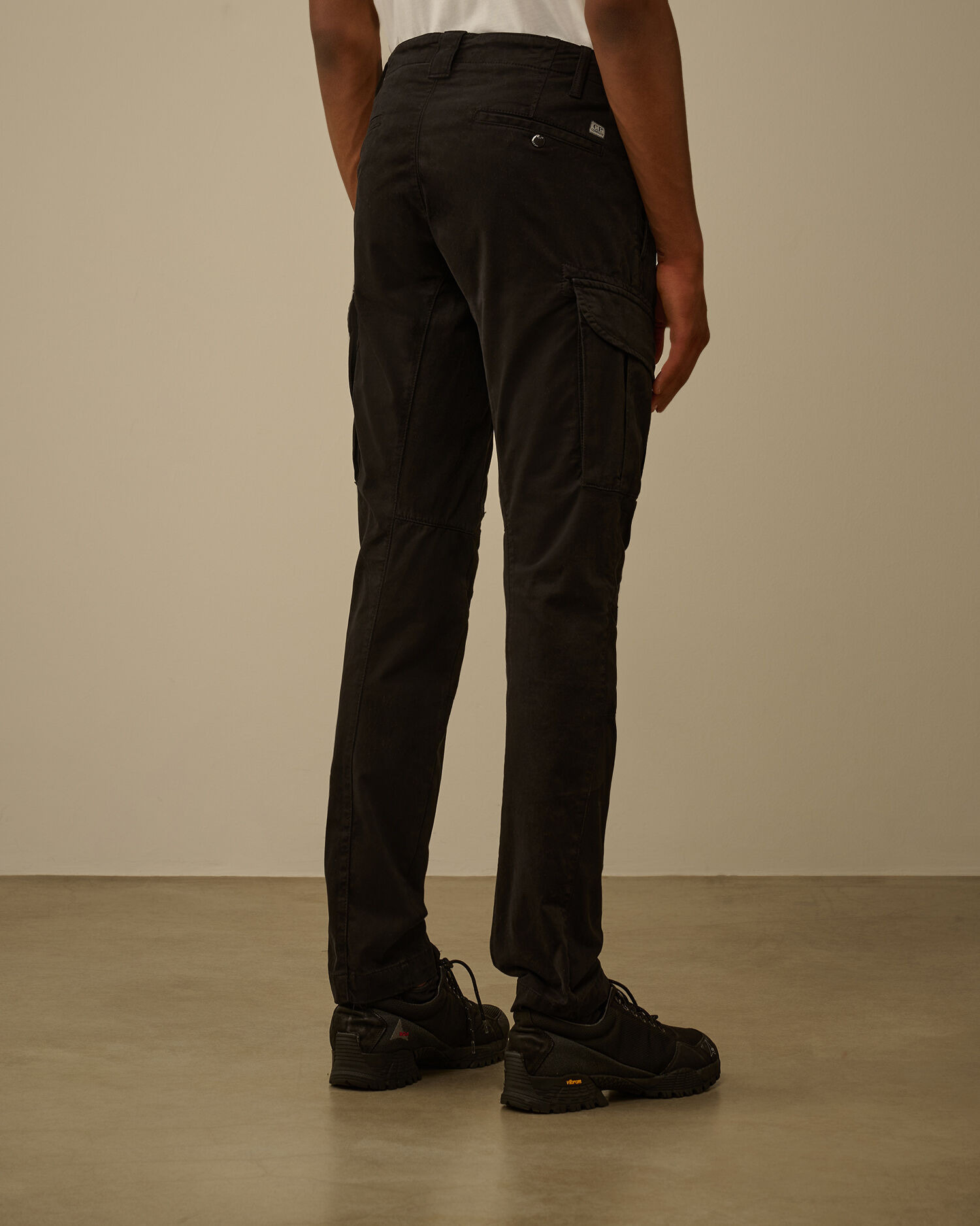 Stretch Sateen Ergonomic Cargo Pants - 4