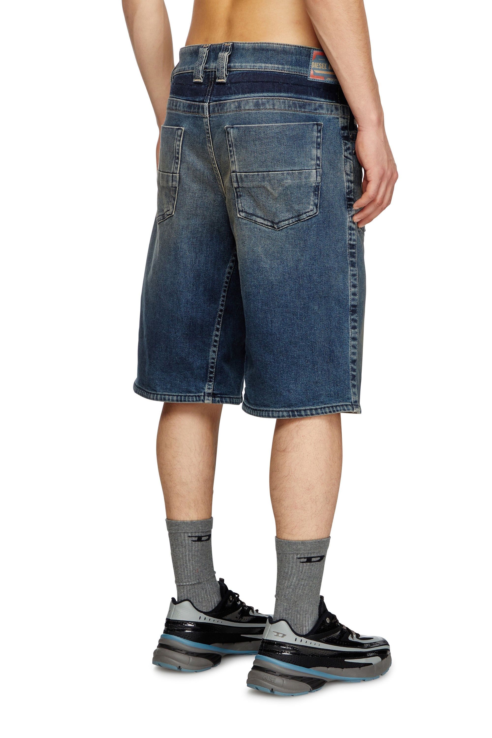 D-MACRO-RE SHORT - 5