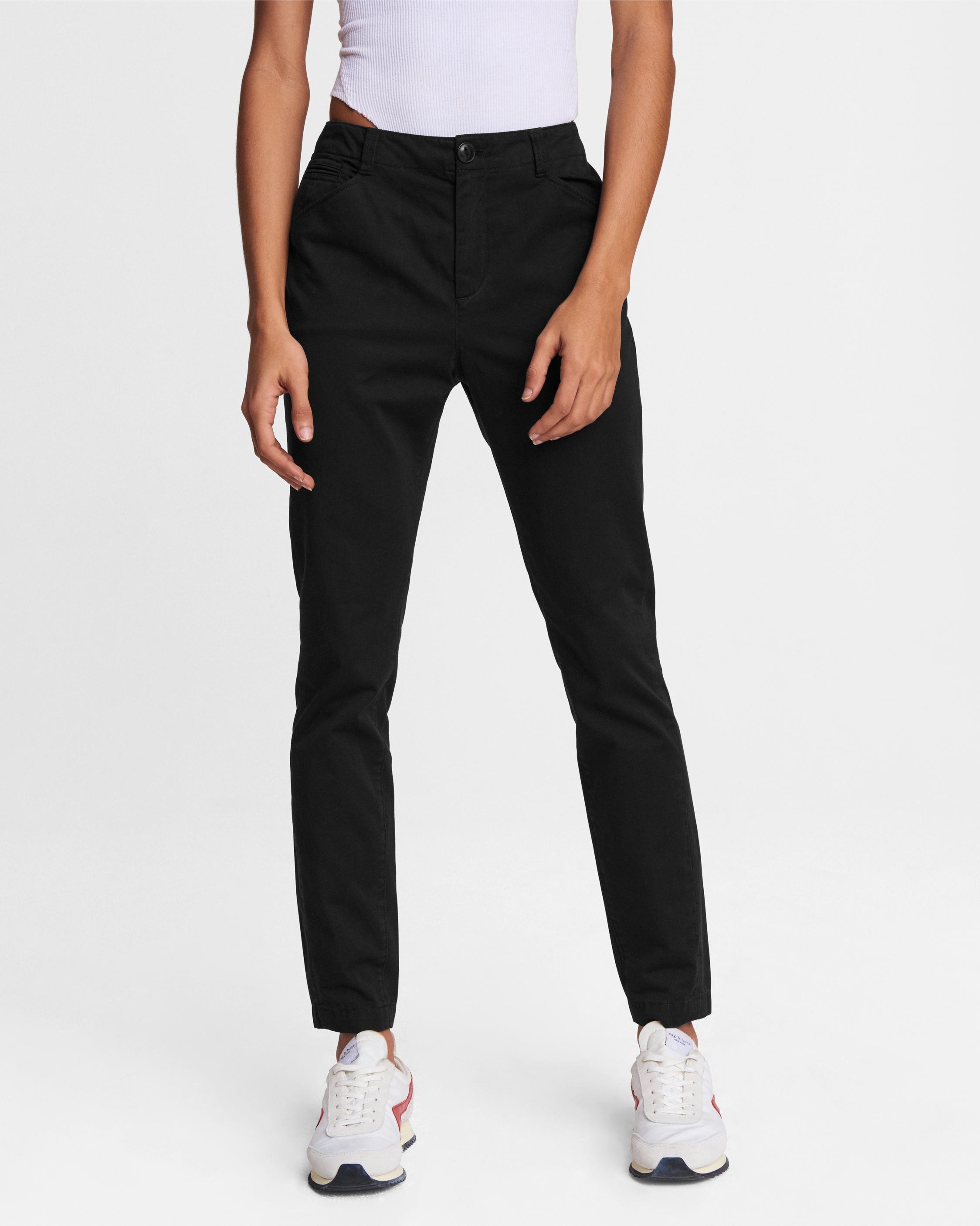 Field Cotton Chino
Relaxed Fit Pant - 2