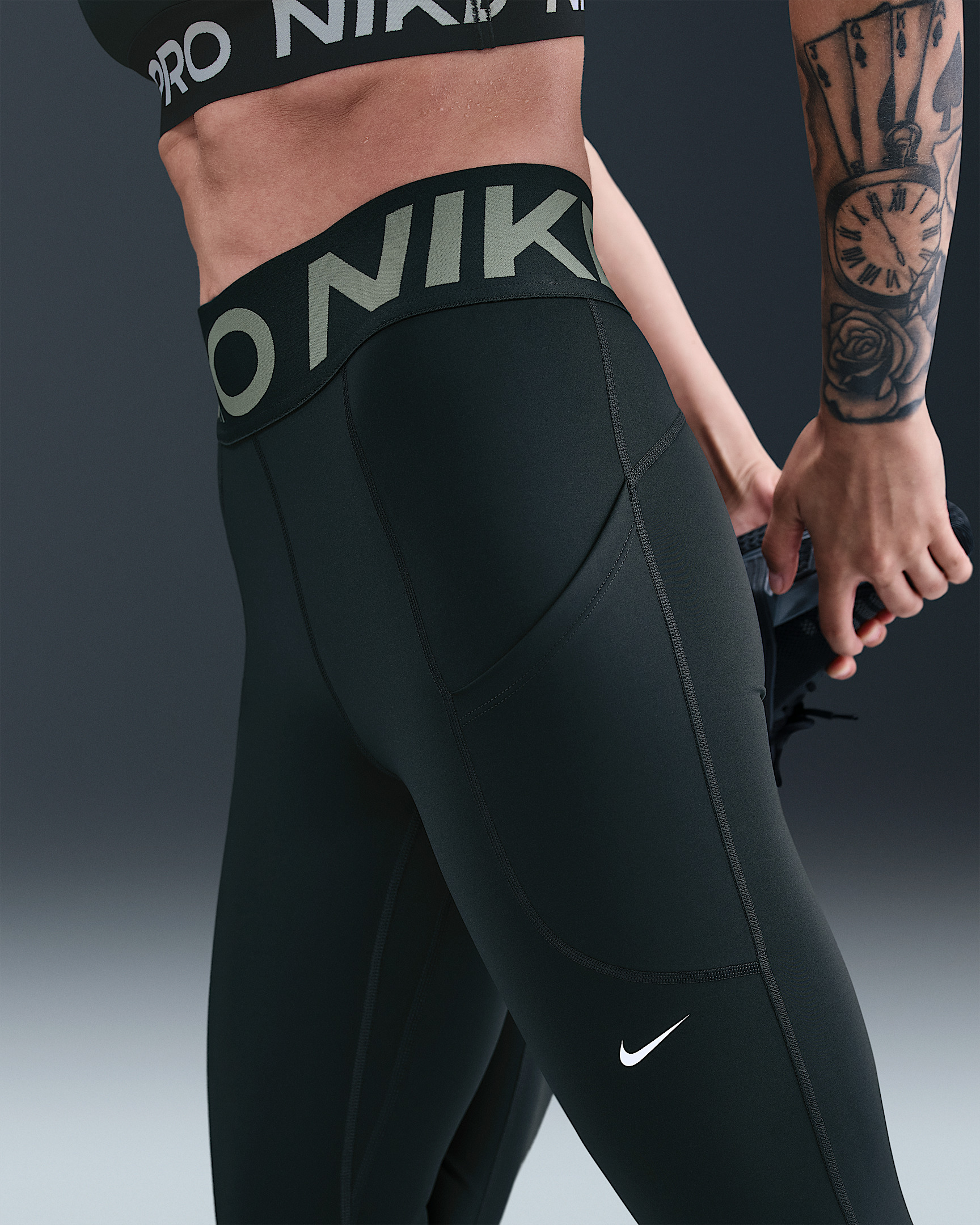 Nike Pro Sculpt Women's High-Waisted 7/8 Leggings with Pockets - 6