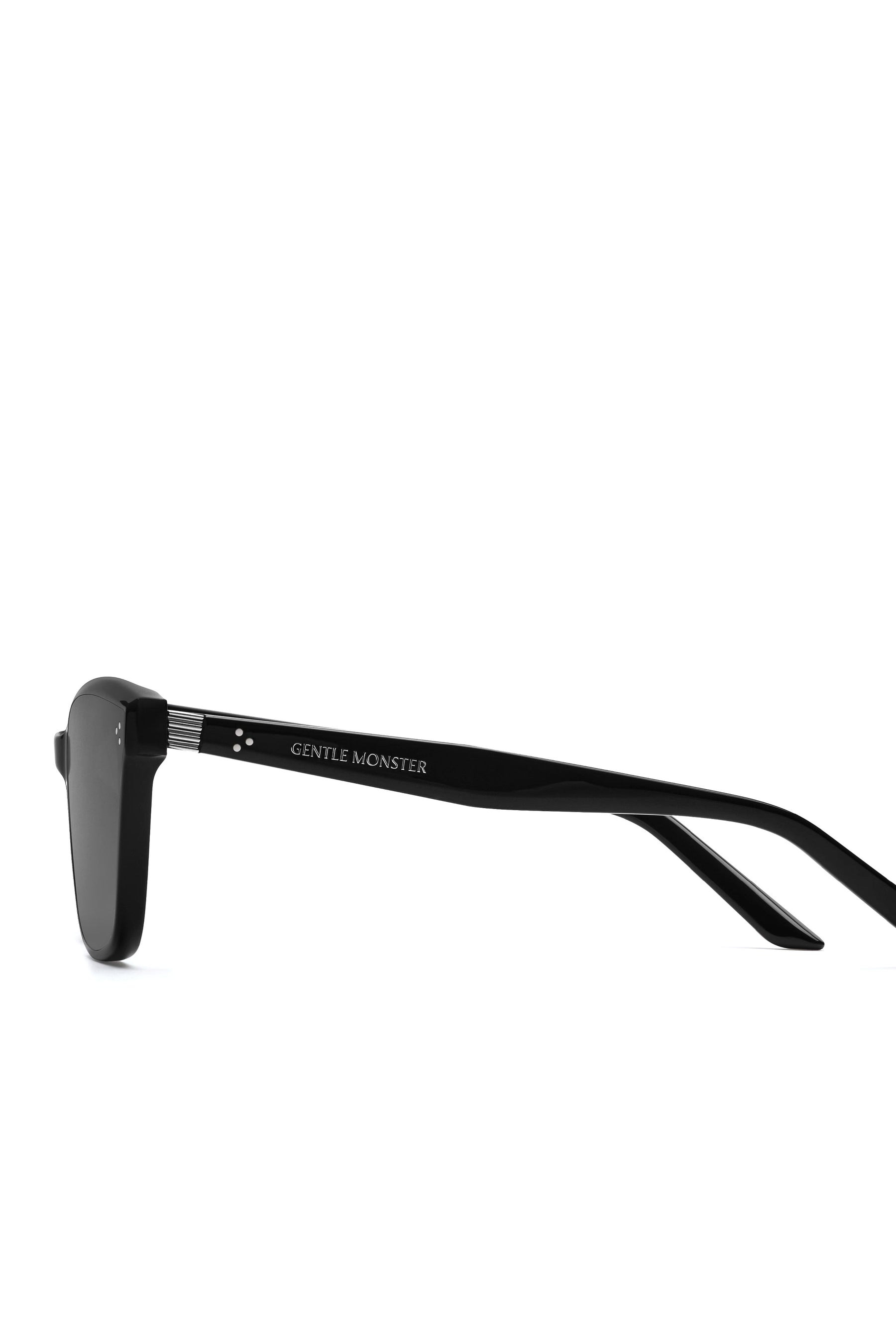 NUMER-01 / BLK - 3