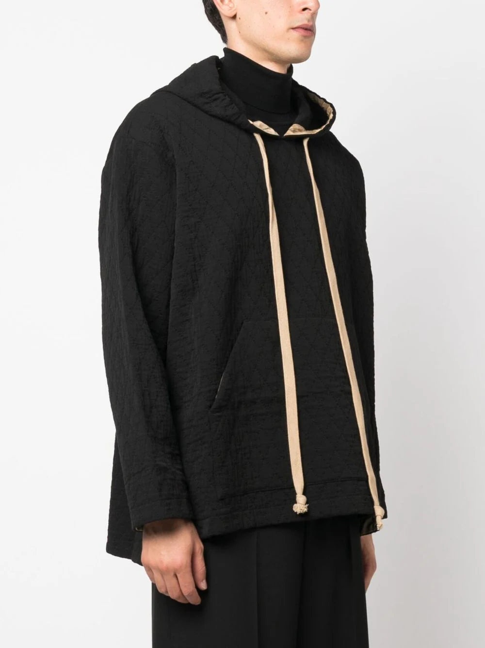 QUILTED DRAWSTRING HOODIE - 3