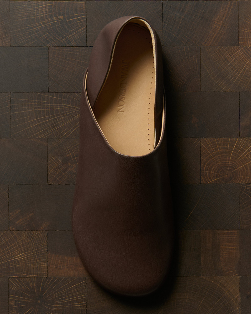JW Anderson MENS SLIPPER MULES IN CHOCOLATE BROWN outlook