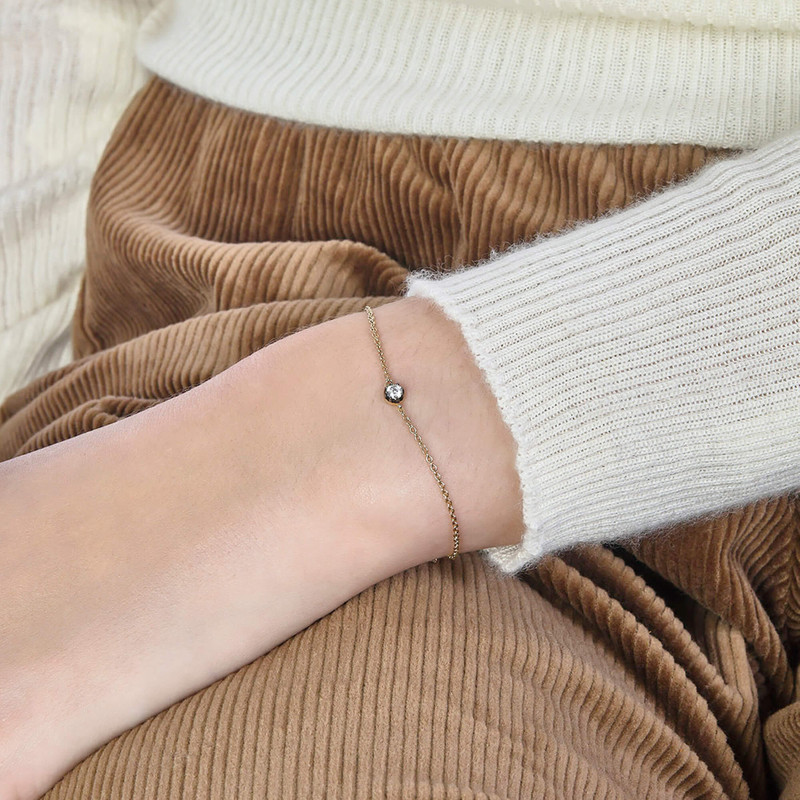 STONE AND STRAND The Alibi Diamond Bracelet outlook