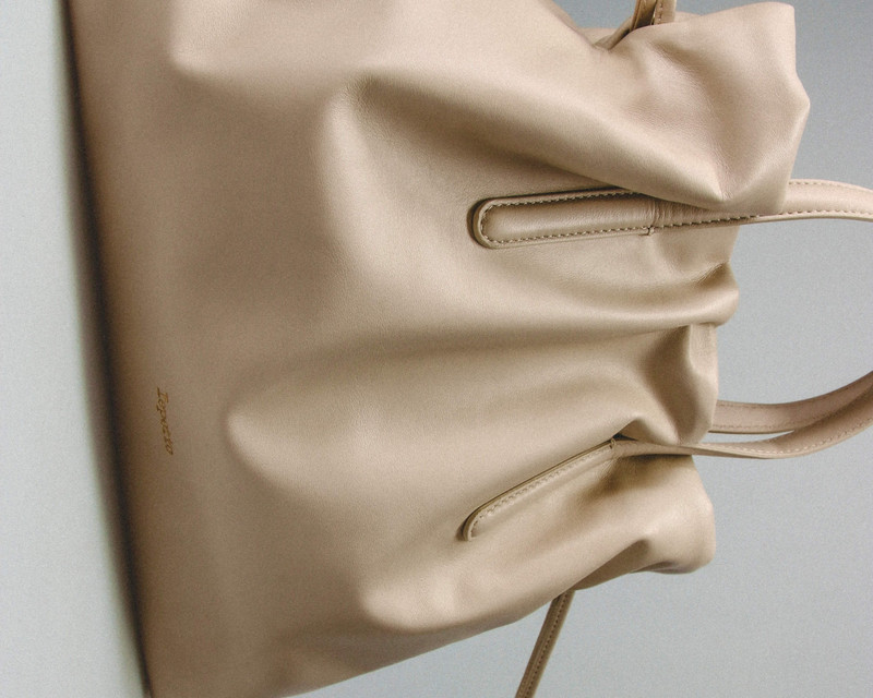 PLUME DAY BAG 8