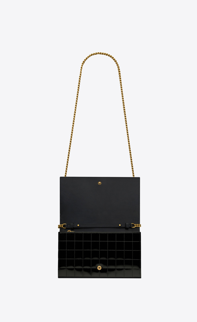 cassandre matelassé carré chain wallet in patent leather 5