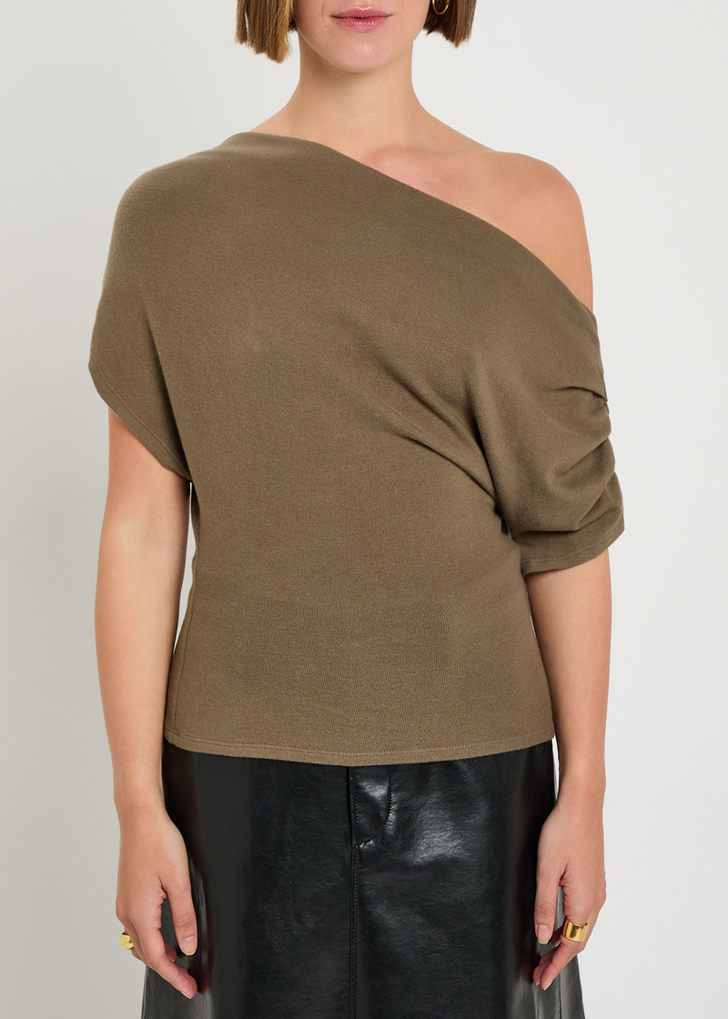 Reformation Reformation Iris Off-the-shoulder Knit top outlook
