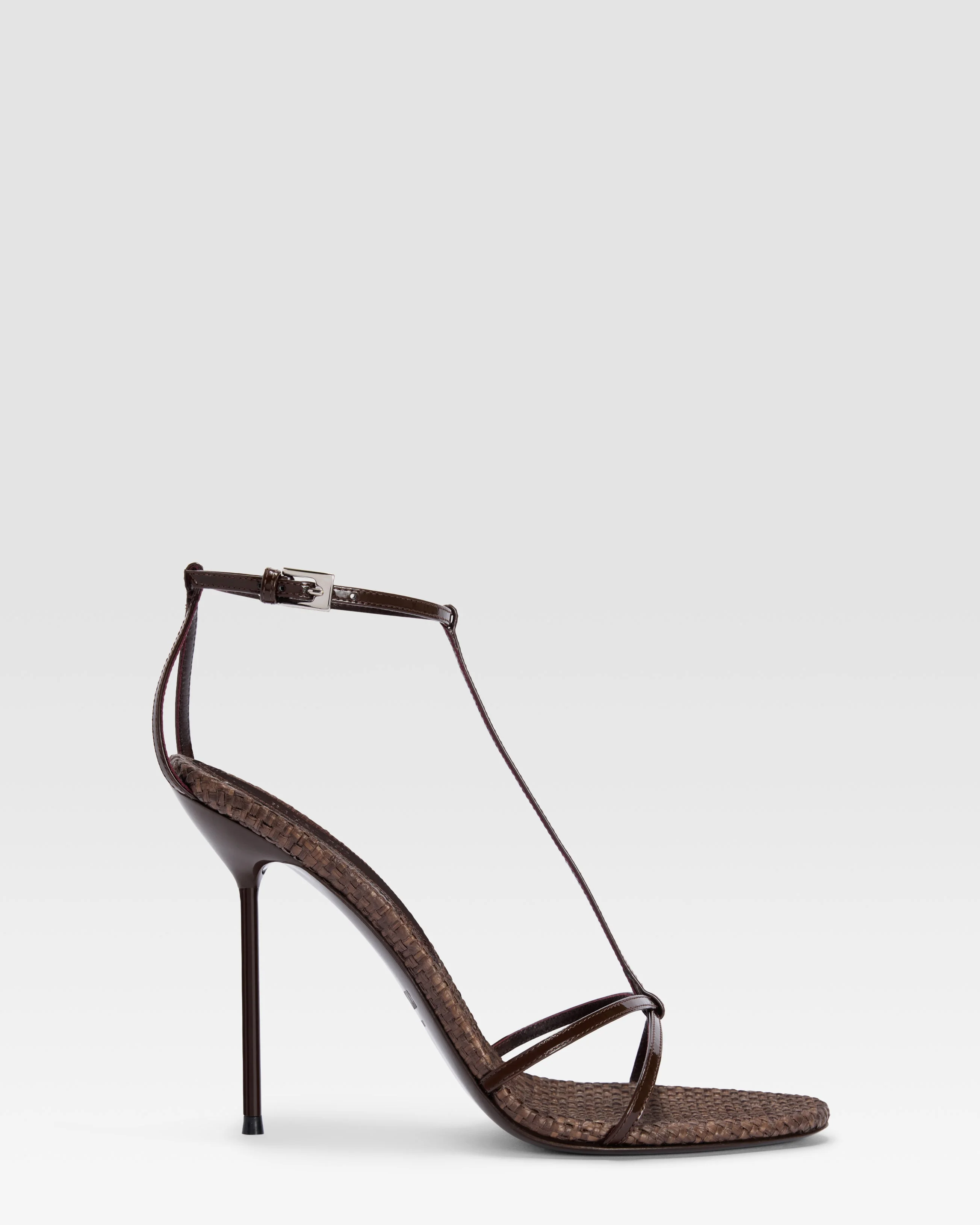 T-STRAP SANDAL IN PATENT LEATHER AND RAFFIA - 1