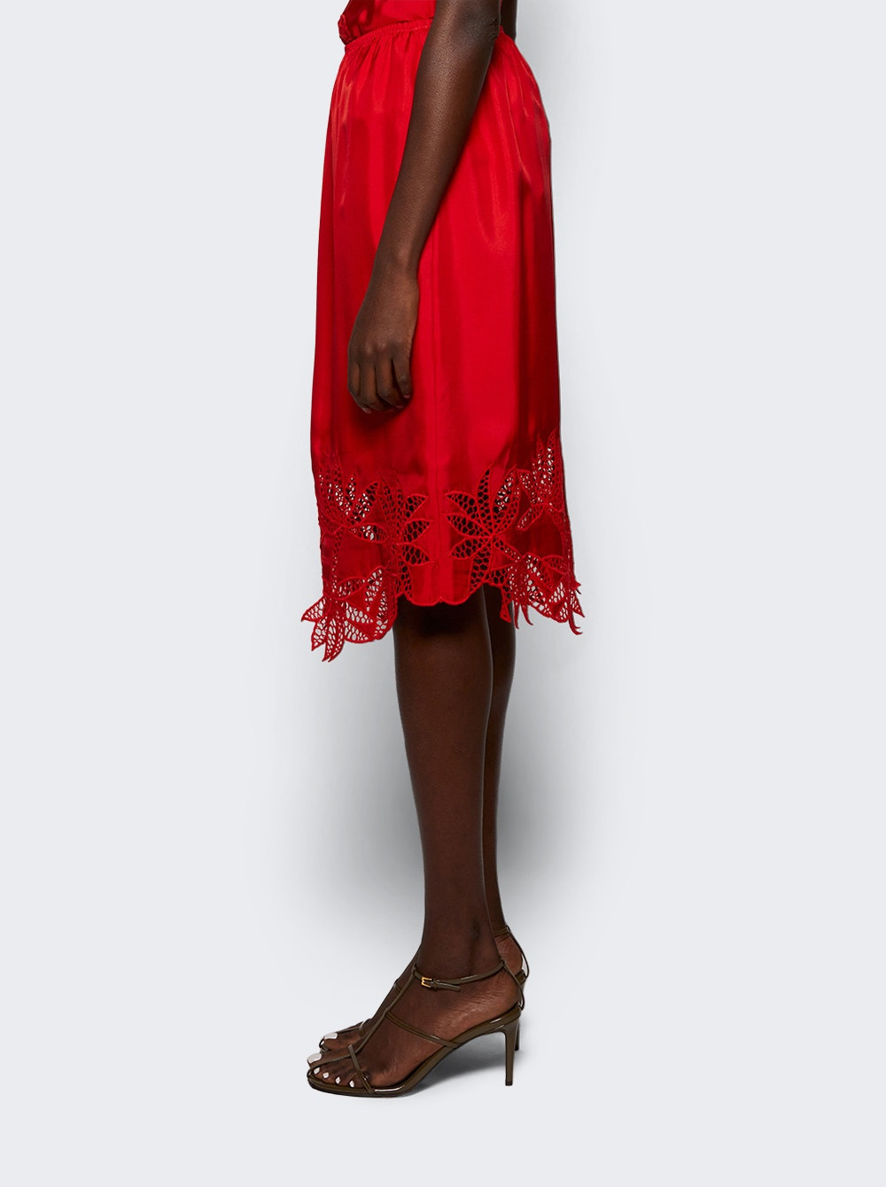 Coverley Skirt Poinsettia - 3