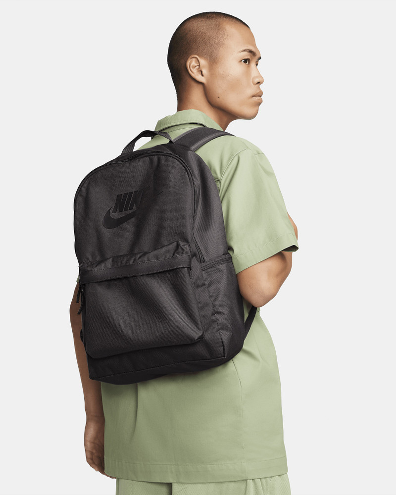 Nike Heritage Backpack (25L) 1