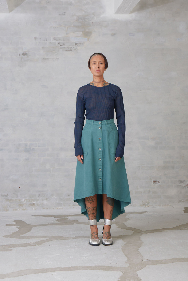 BELL KNIT BLOUSE - NAVY 3