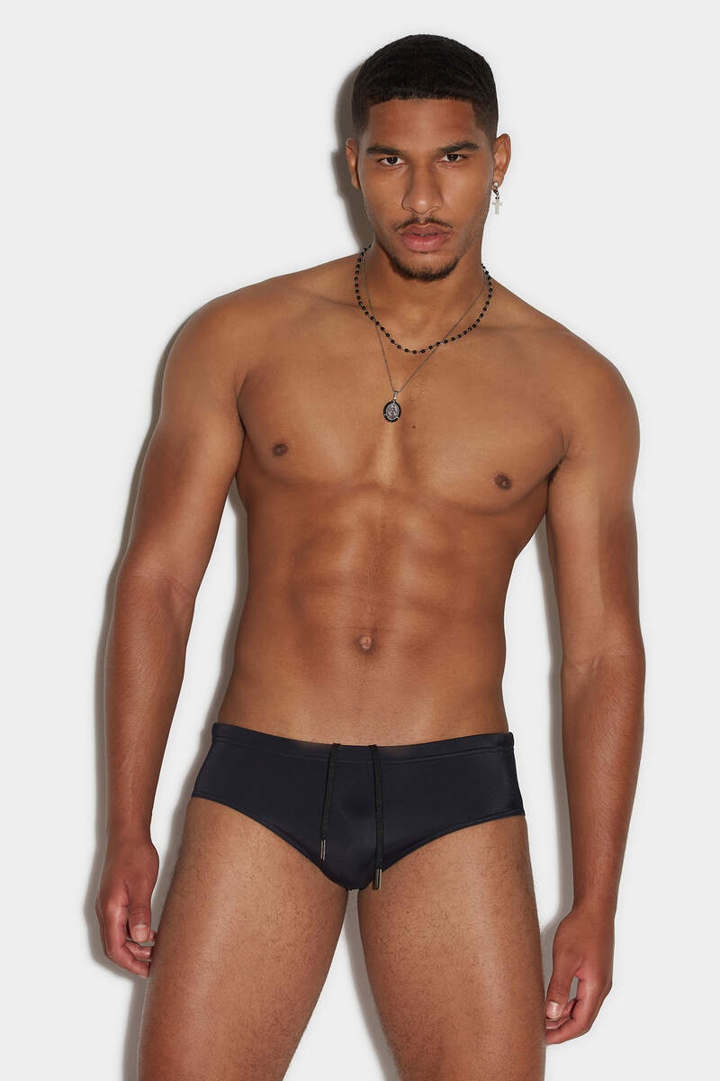 BE ICON SWIM BRIEF - 2