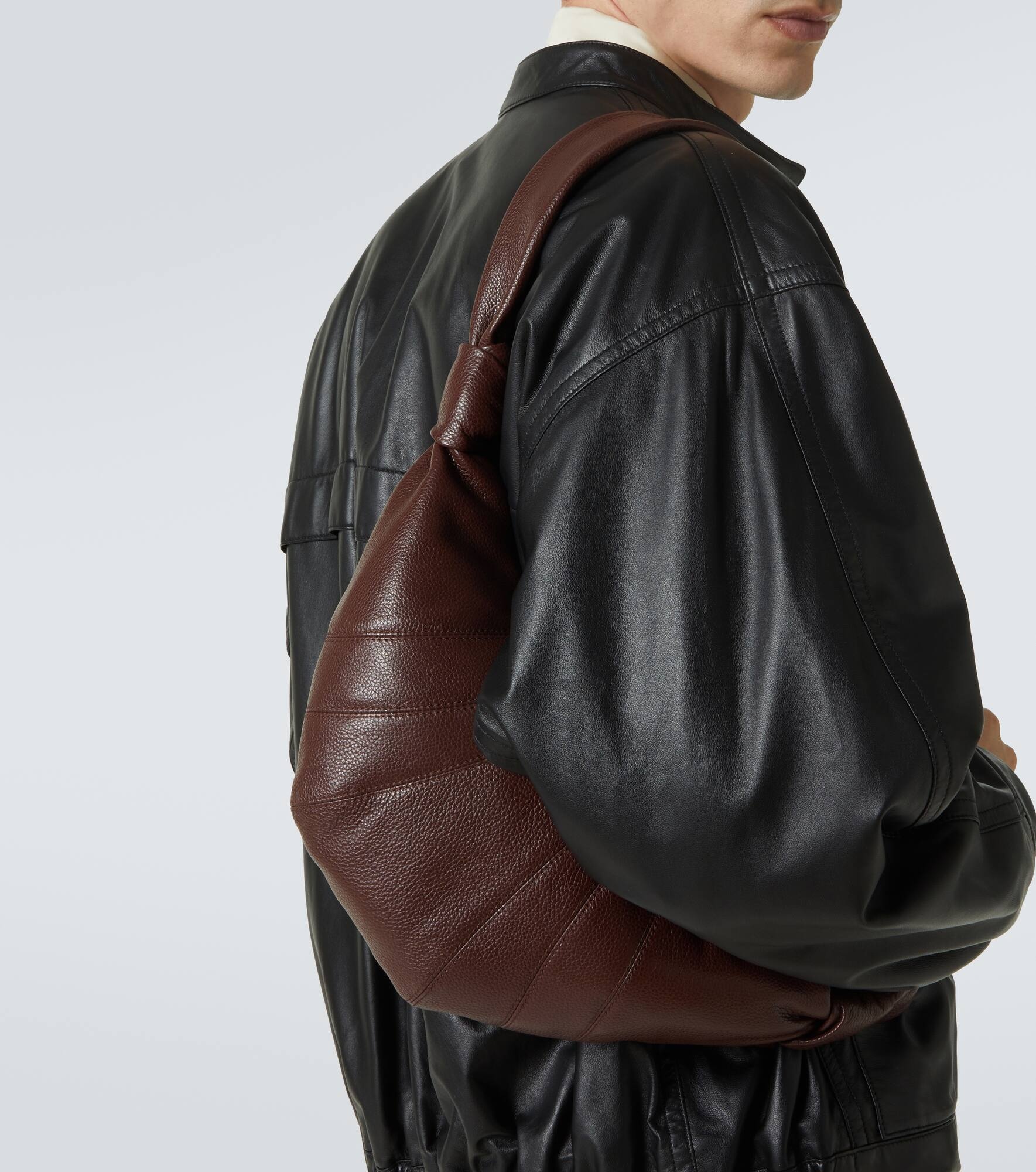 Croissant Small leather shoulder bag - 2