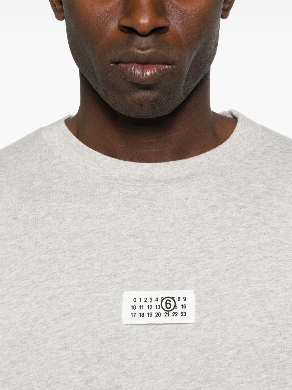 numbers-appliqué T-shirt - 4
