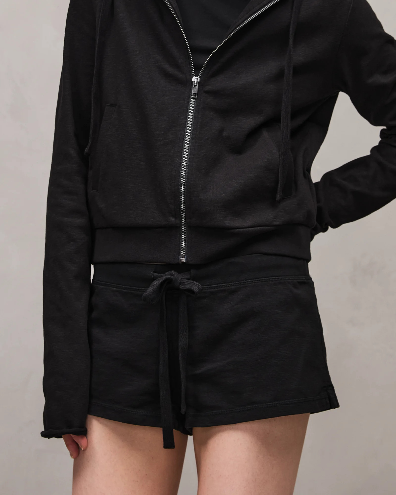 LIGHTWEIGHT MICRO SHORTS BLACK - 3