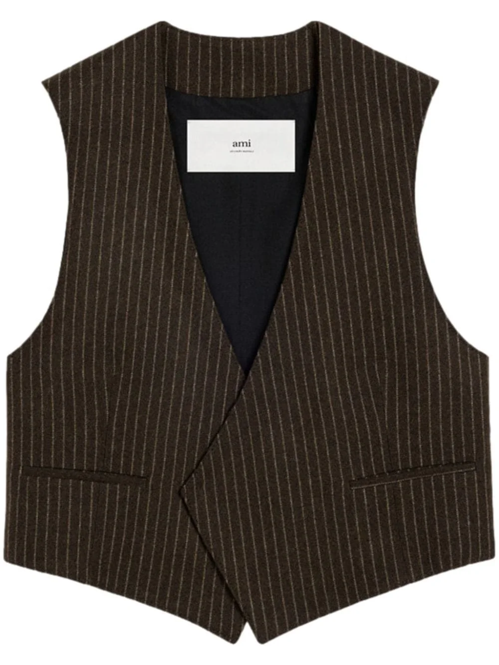 SLEEVELESS JACKET의 특징 - 1