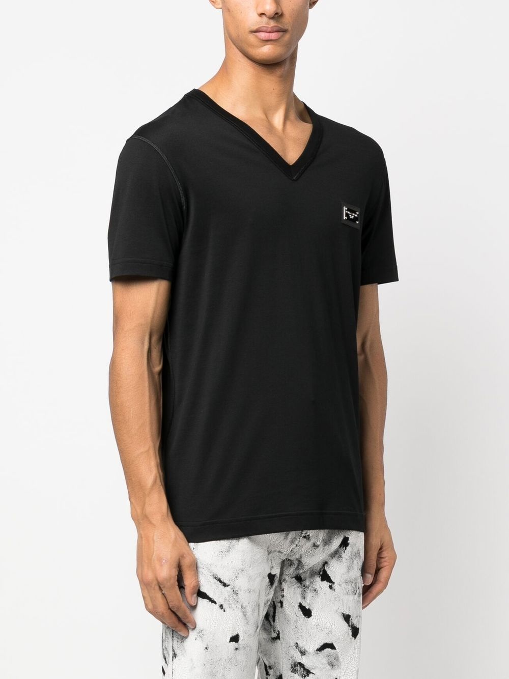 DG Essentials V-neck T-shirt - 3