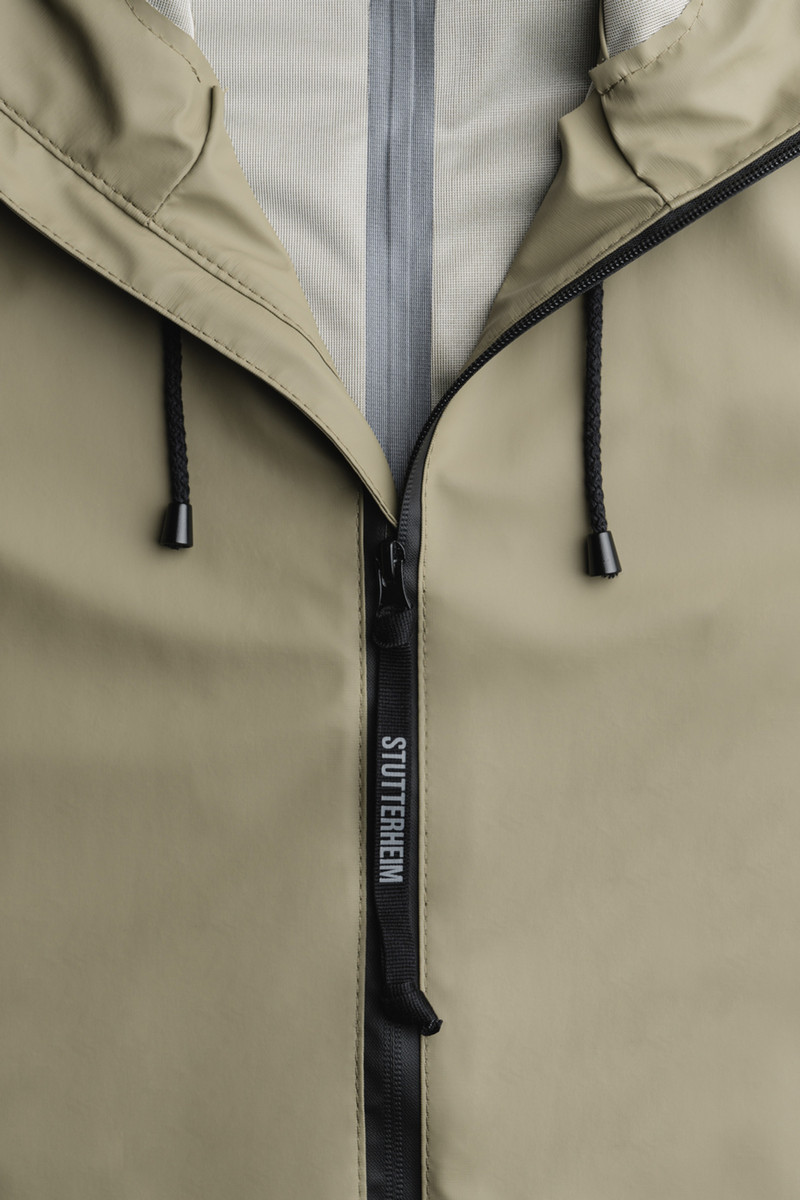 Mosebacke Long Lightweight Zip Aloe 1