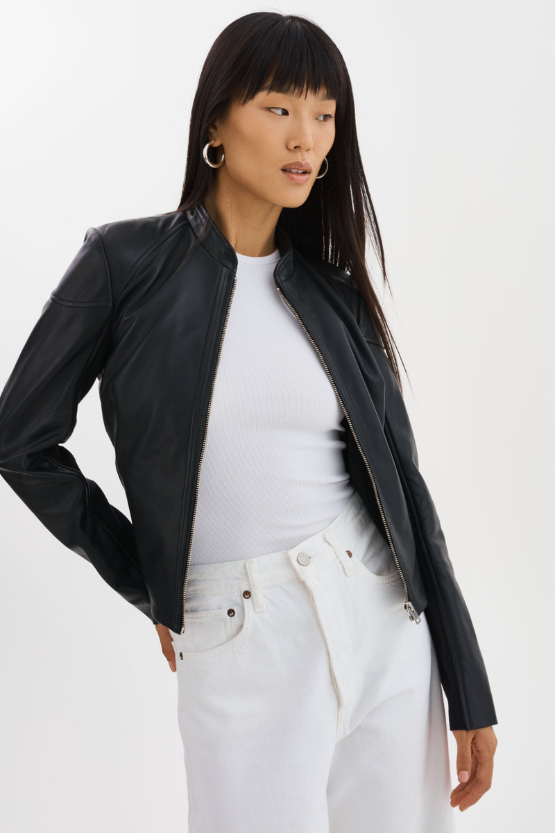 HIRA | Fitted Leather Jacket 1