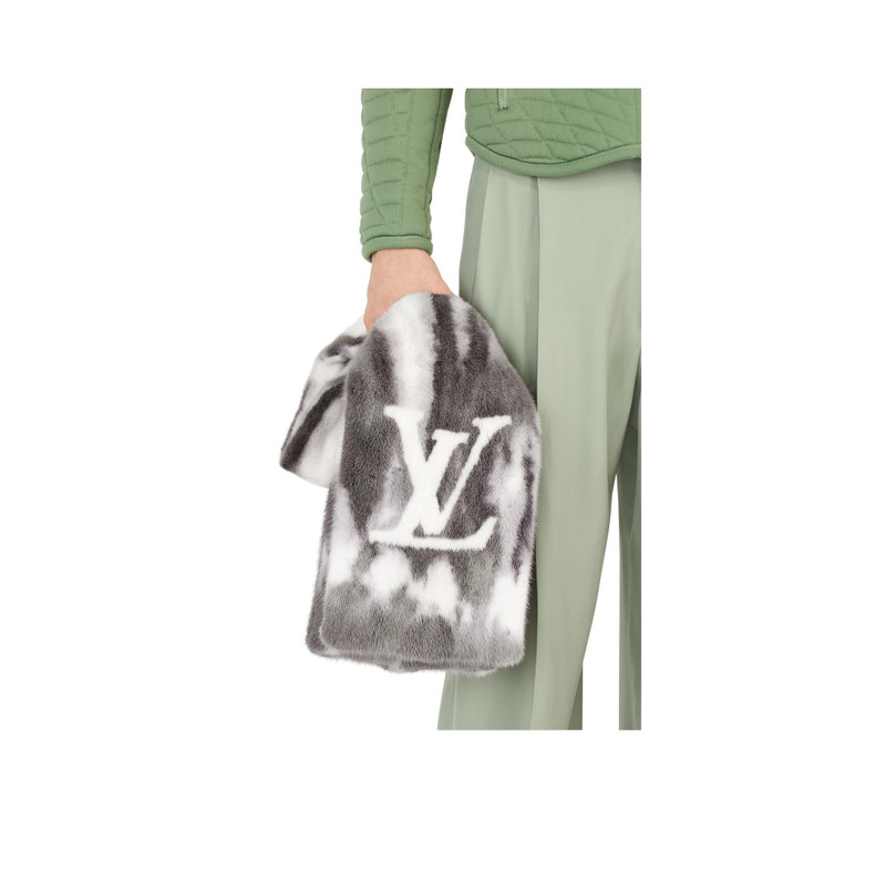 Tie And Dye Fur Scarf 4