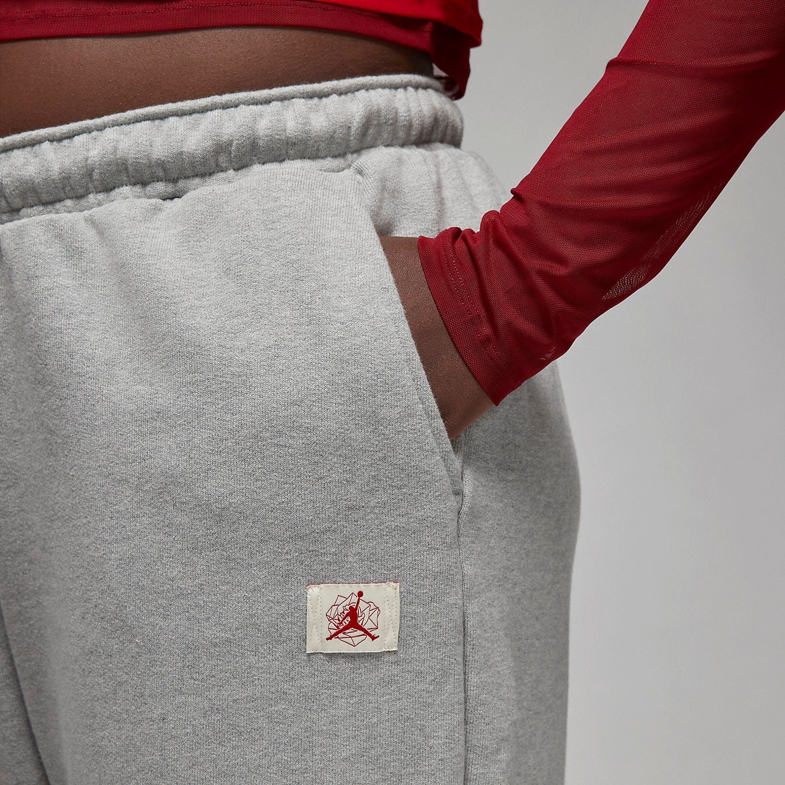 (WMNS) Air Jordan x Teyana Taylor Sweatpants 'Grey' FB2625-063 - 2
