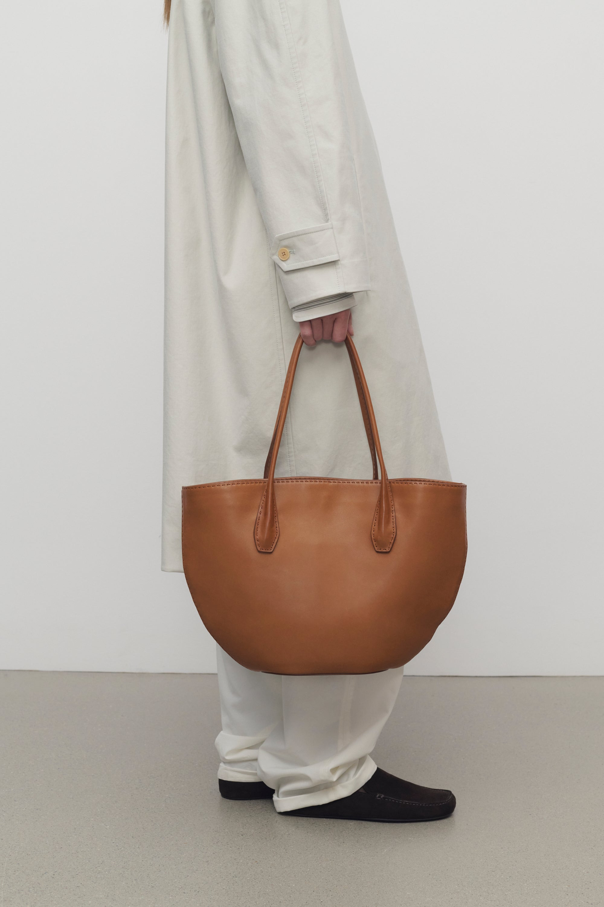 Alger Tote Bag in Leather - 4