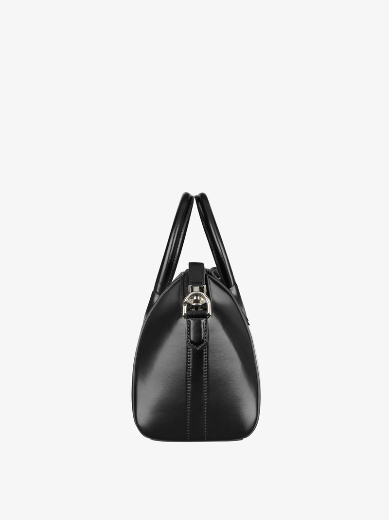 Givenchy SMALL ANTIGONA BAG IN BOX LEATHER outlook