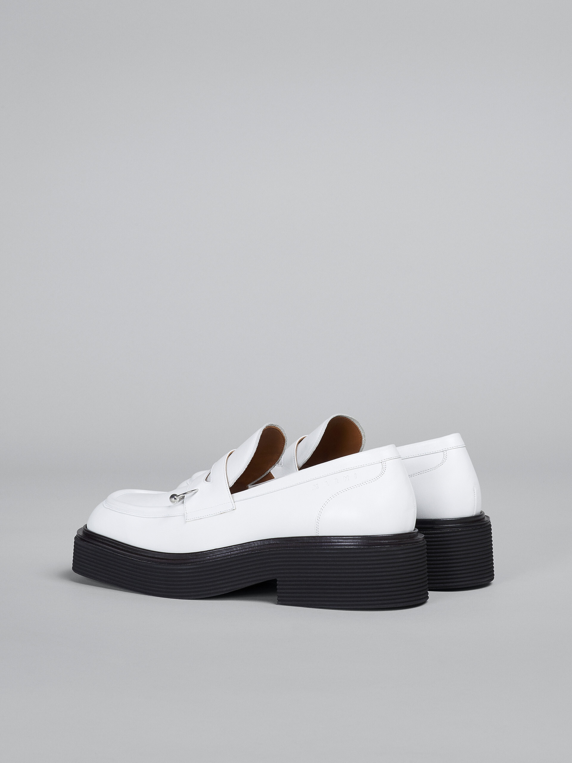 WHITE LEATHER MOCCASIN - 3