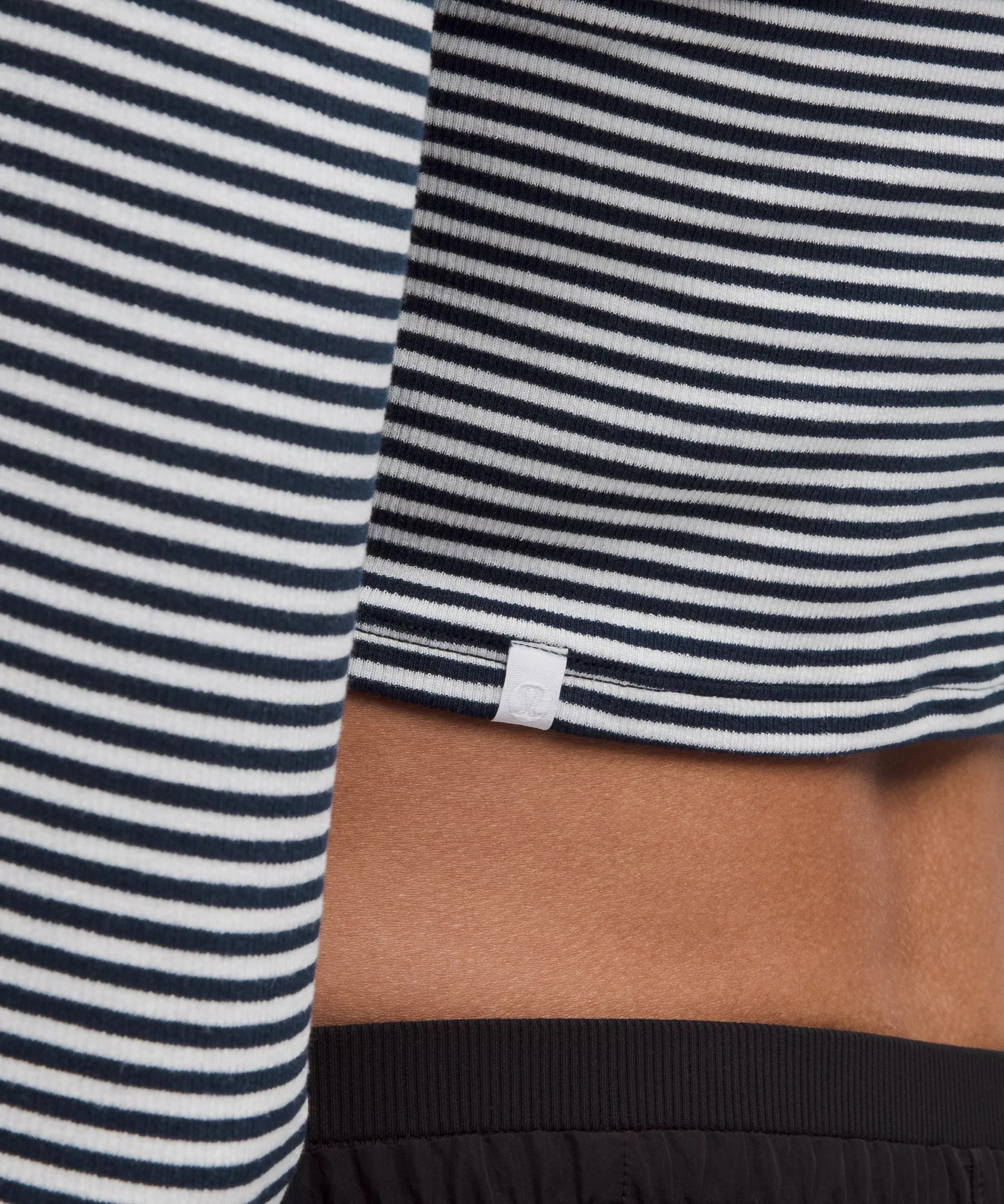 Hold Tight Straight-Hem Cropped Long-Sleeve Shirt - 5