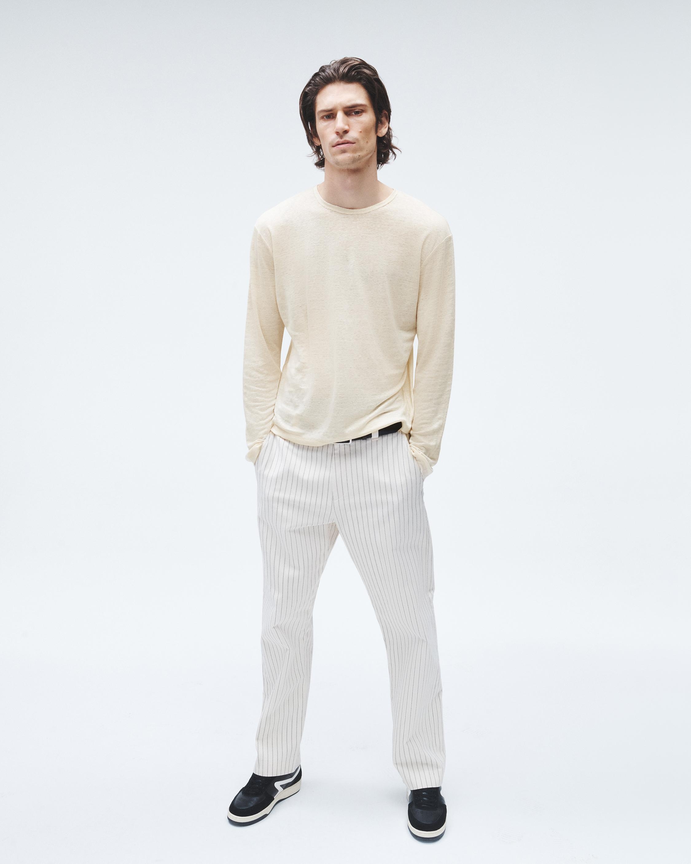 Kerwin Long Sleeve Tee
Linen T-Shirt - 2