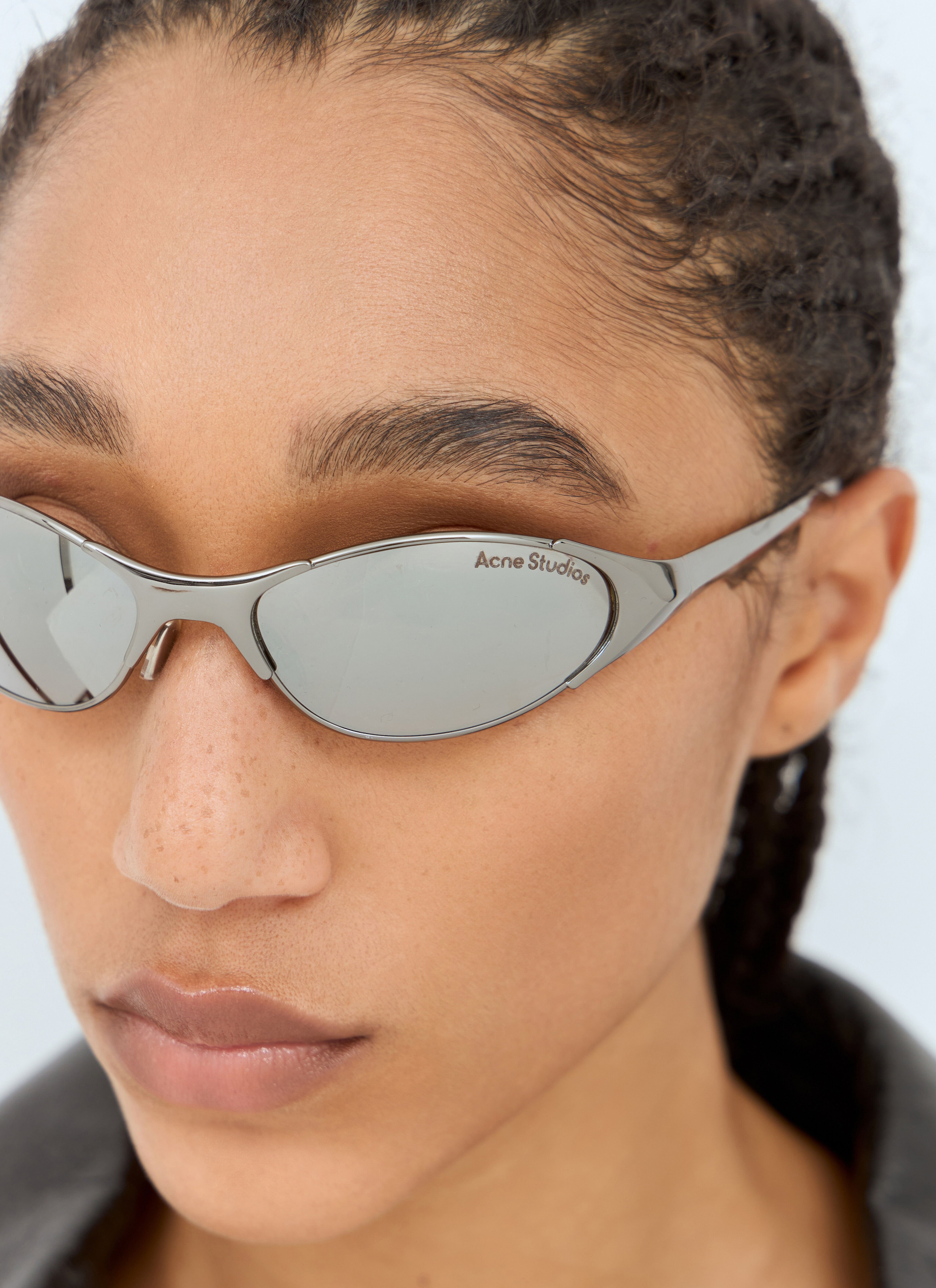 【Acne Studios】l frame charm sunglasses Acne Studios - Metal frame charm sunglasses - Antique Silver
