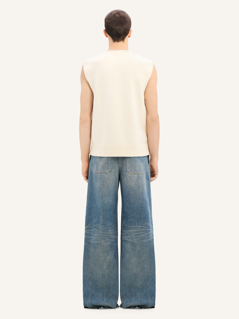 ZIPPED V-NECK WOOL SWEATER 4