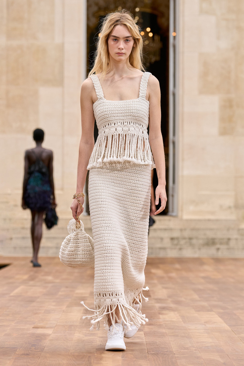 GABRIELA HEARST Macha Fringe Crochet Maxi Skirt in Ivory Cashmere outlook