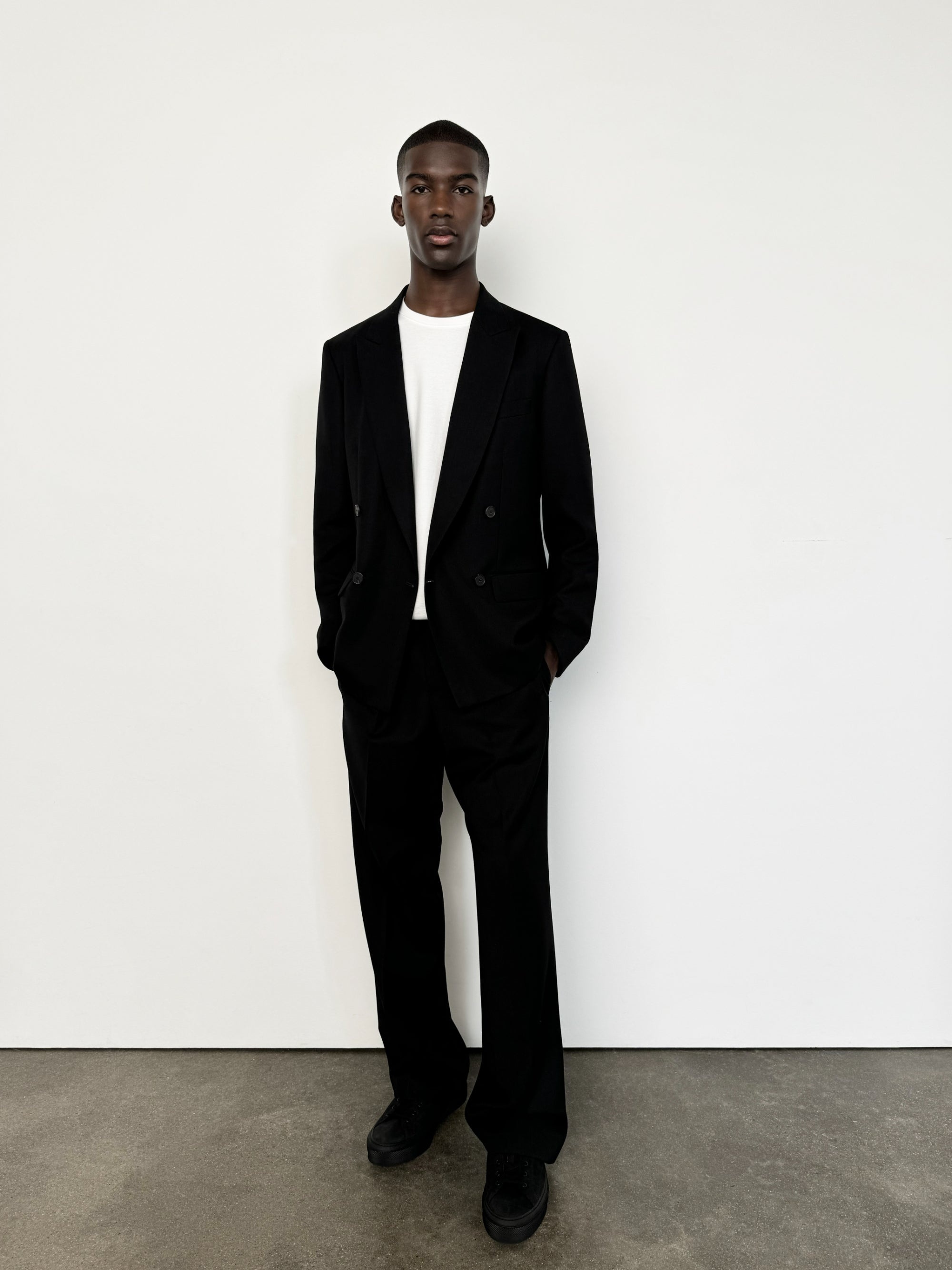 Modern Trousers in Black - 2