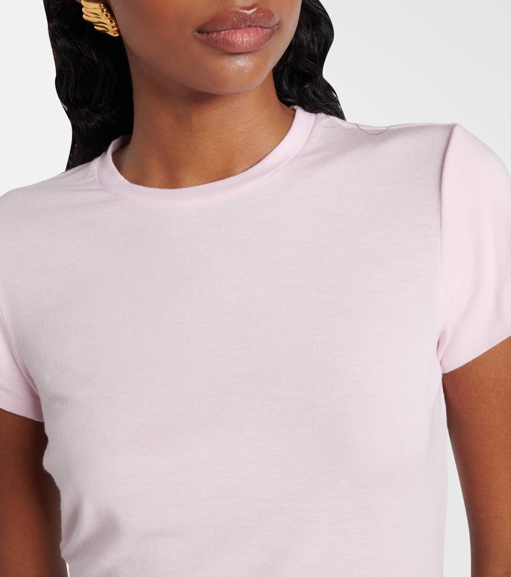 Chic Comfort T-shirt - 4
