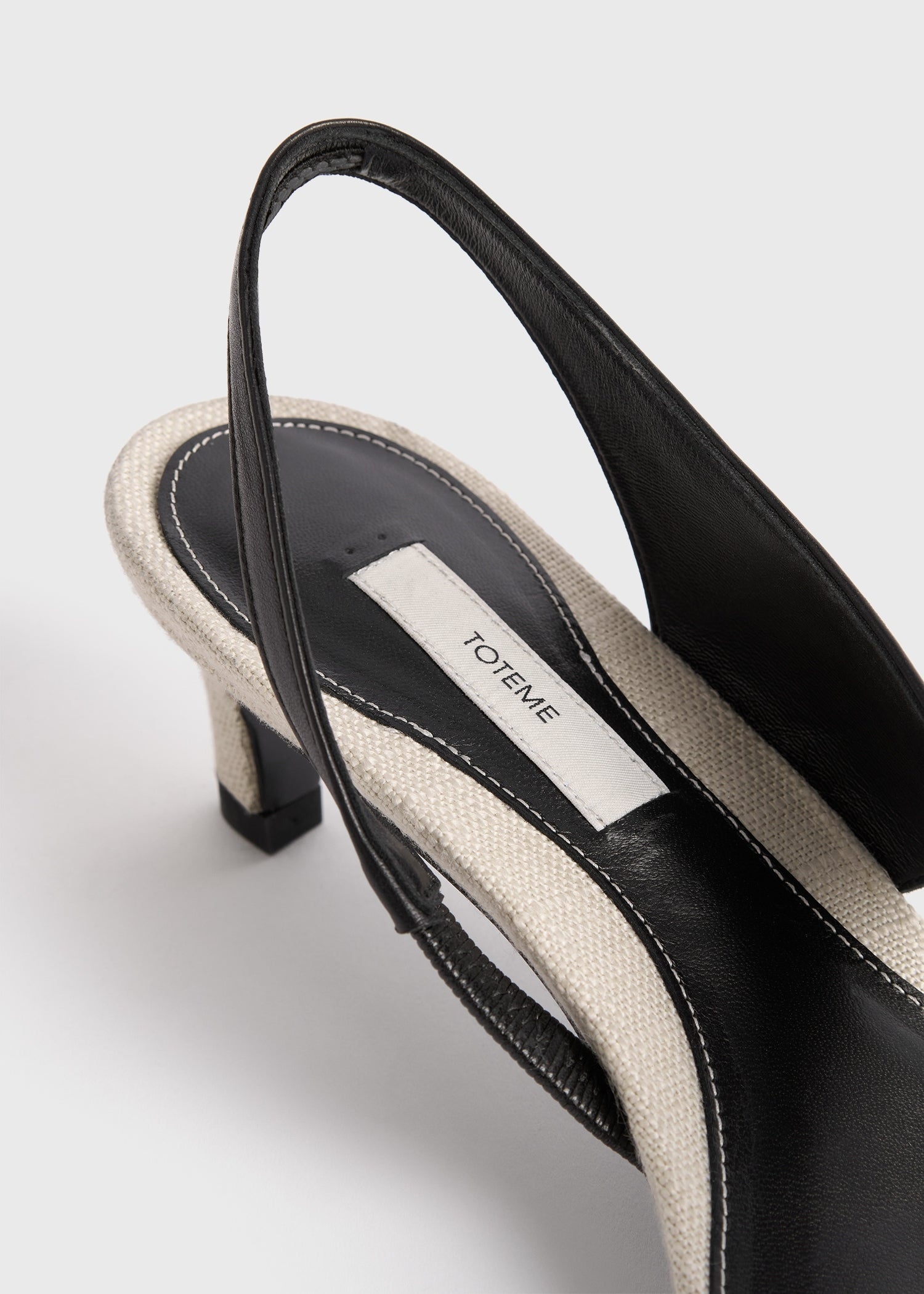 Leather heeled thong sandals black/sand - 6