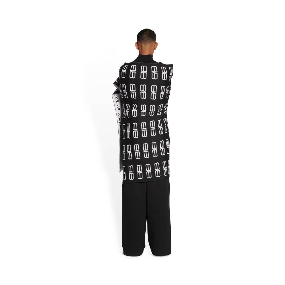 Men's Bb Icon Blanket Scarf in Black - 6