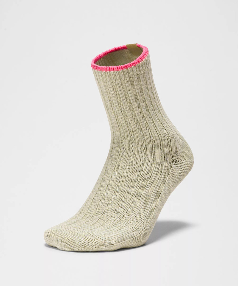 lululemon Unisex Quarter-Length Ragg Socks outlook