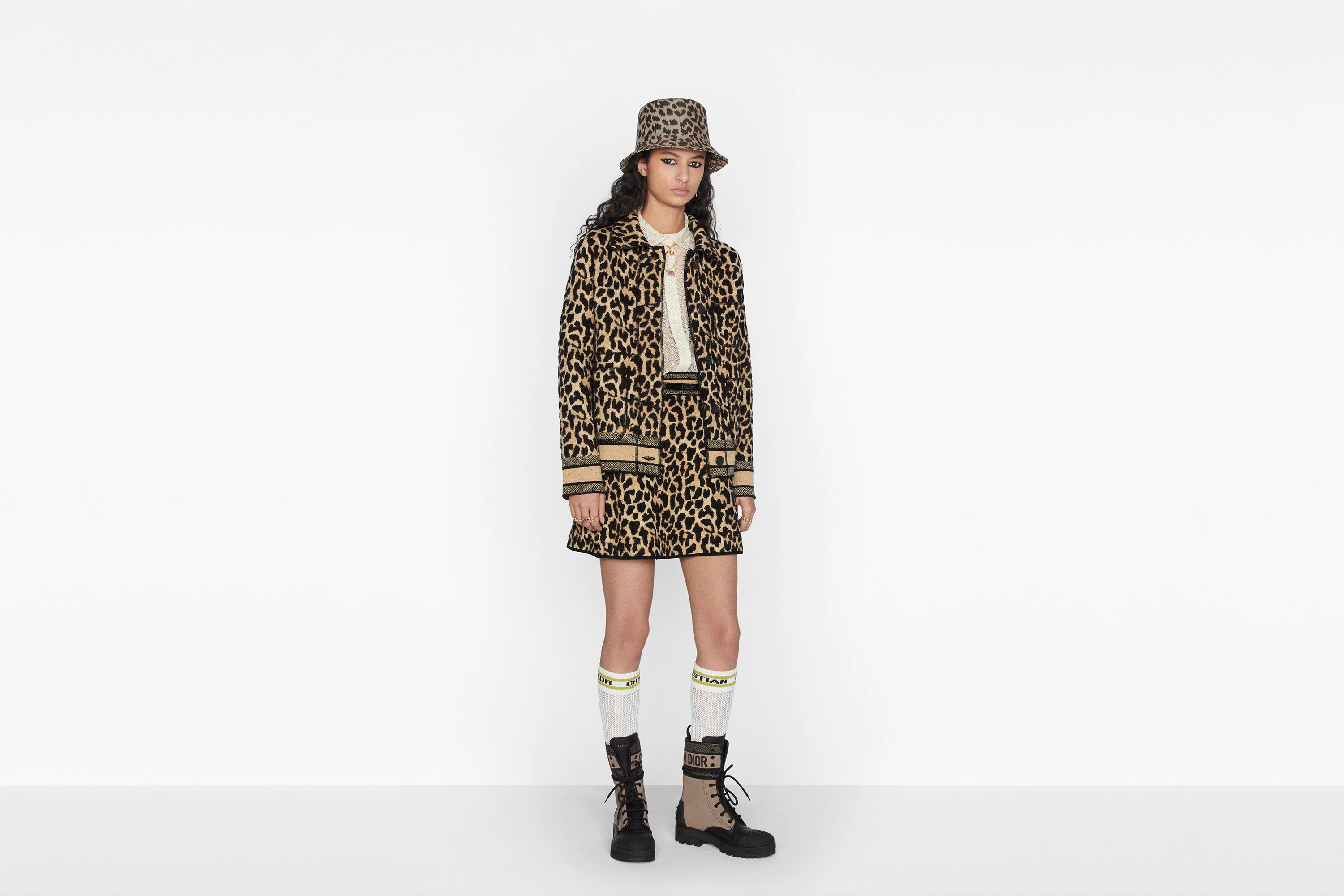 Reversible Mizza Small Brim Bucket Hat - 8