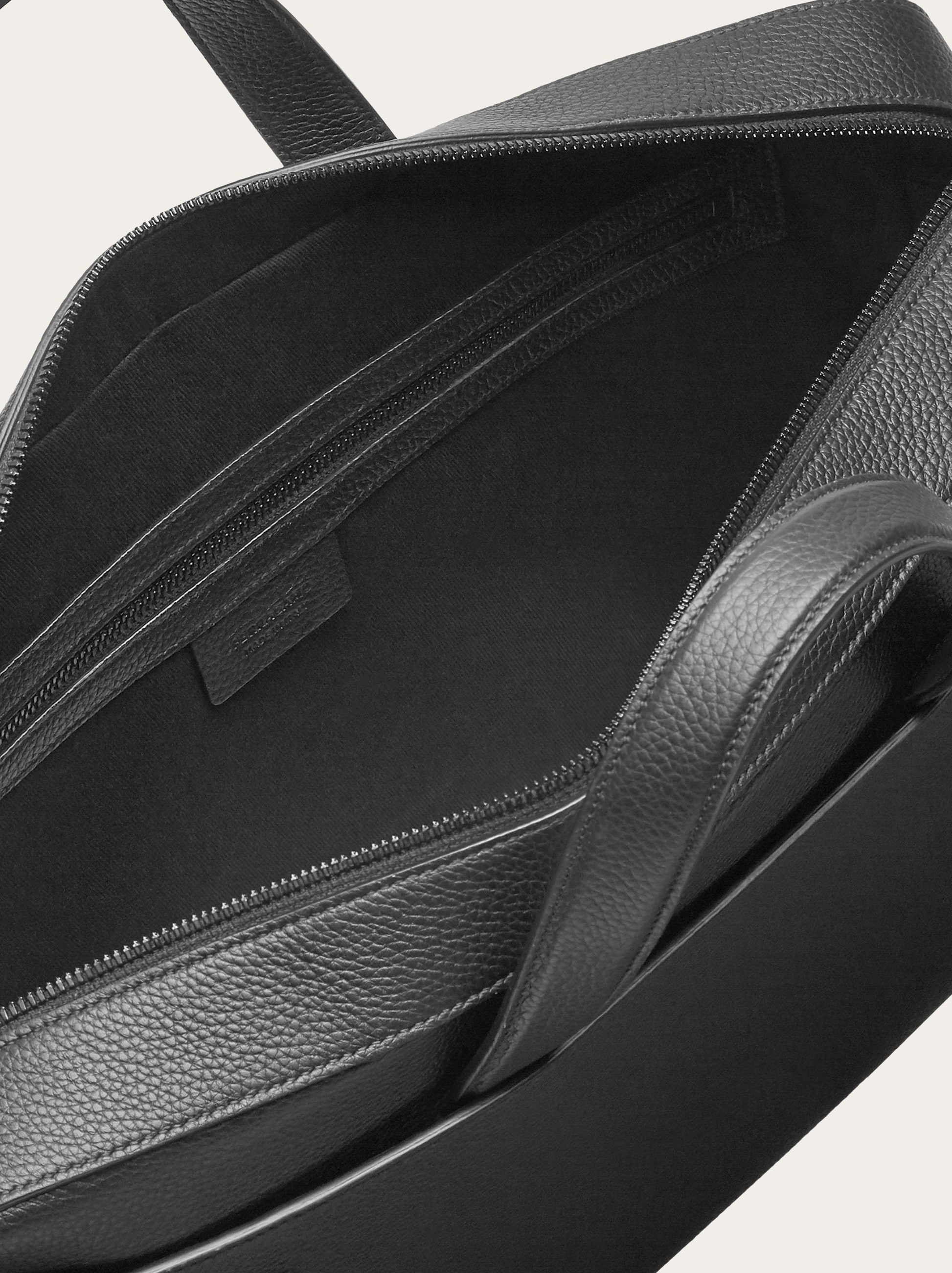 Business bag with Gancini buckles - 4