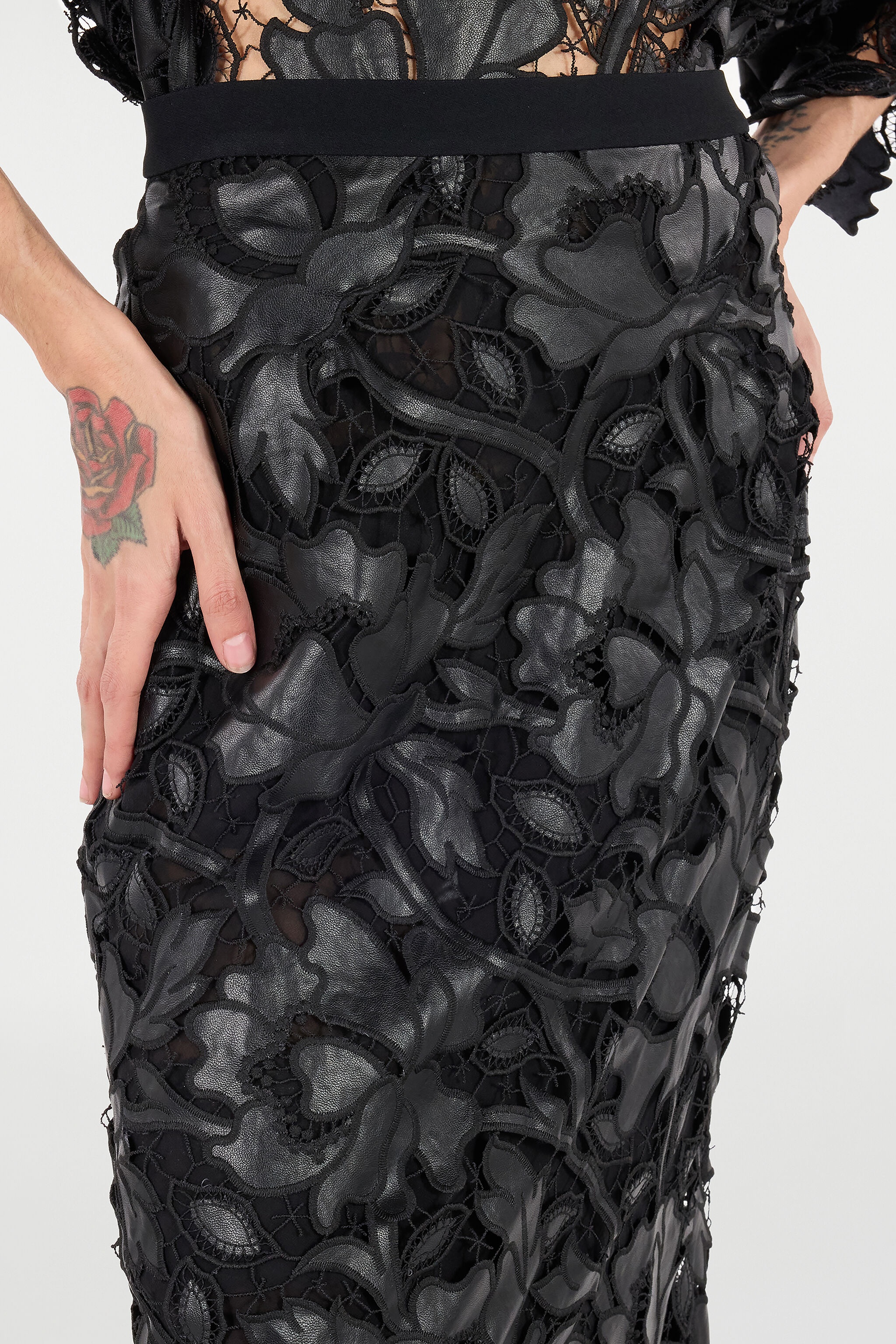 Long Skirt With All-Over Floral Pattern - 7